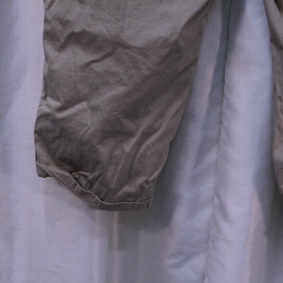 Lee Khaki Cargo Capris - Picture 10 of 15